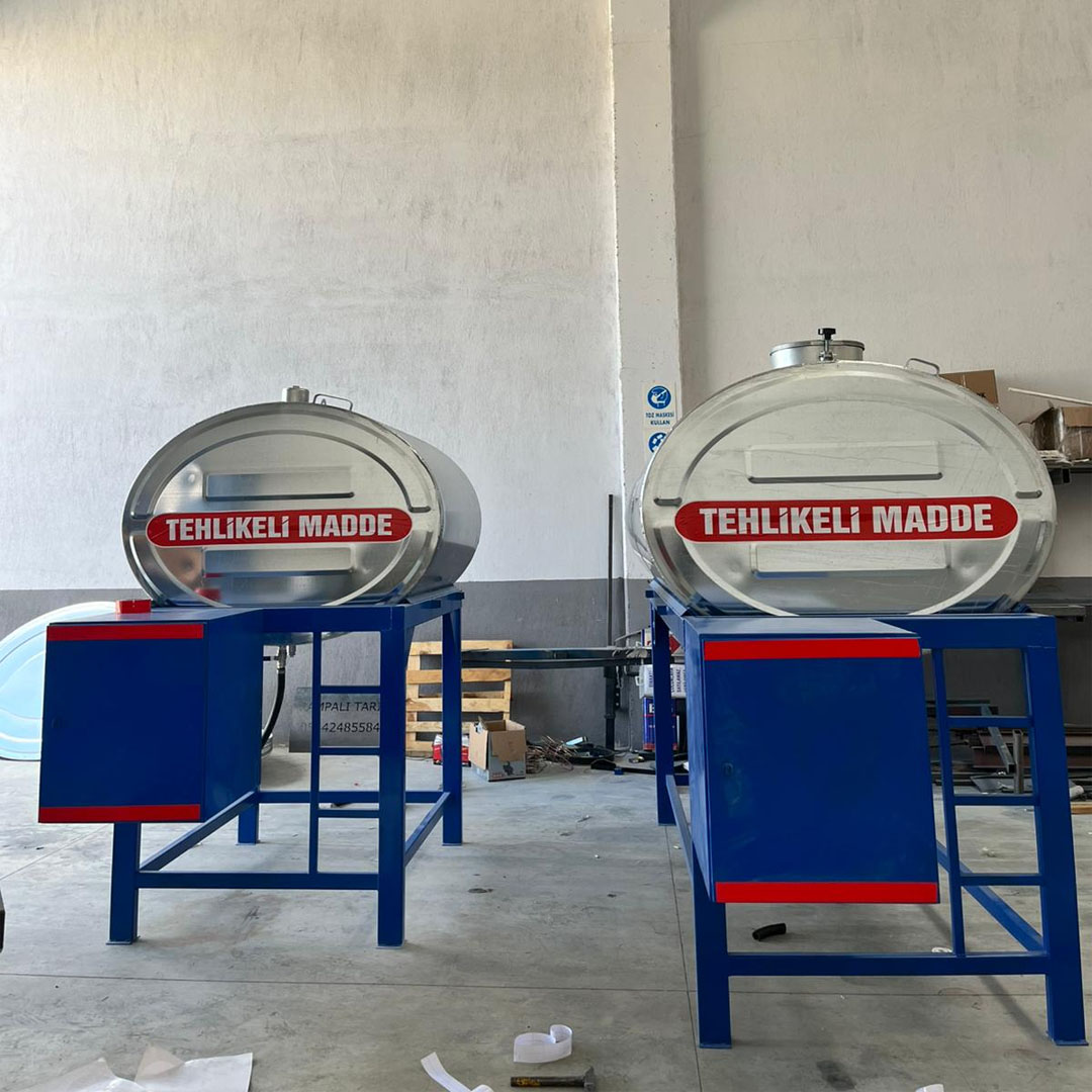 3 Tonluk Sehpalı Yakıt Tankeri